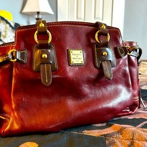 Burgundy Dooney & Burke shoulder bag
